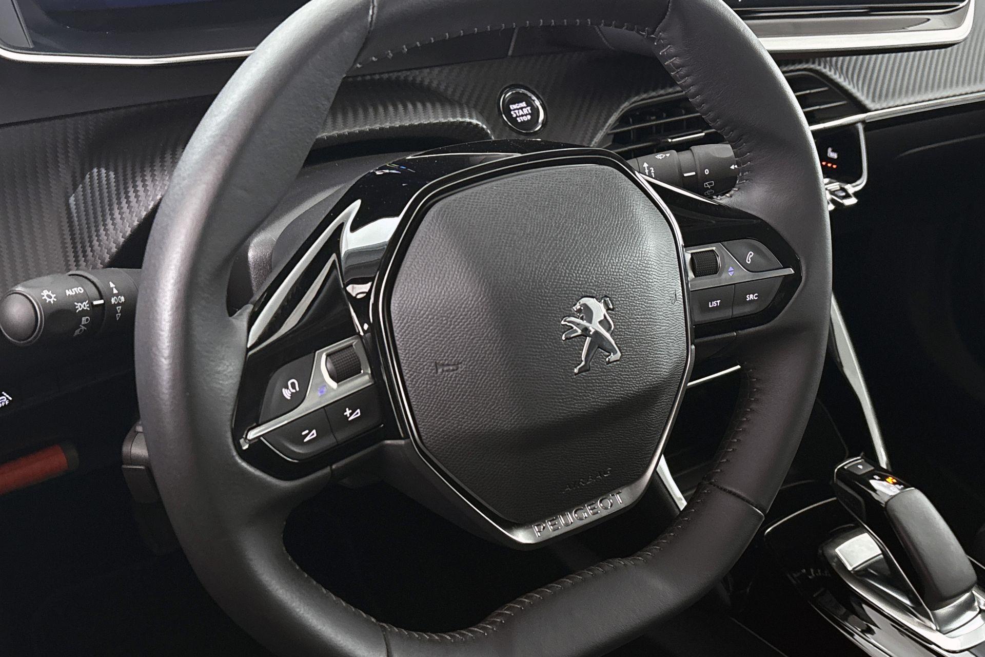 Peugeot e-2008