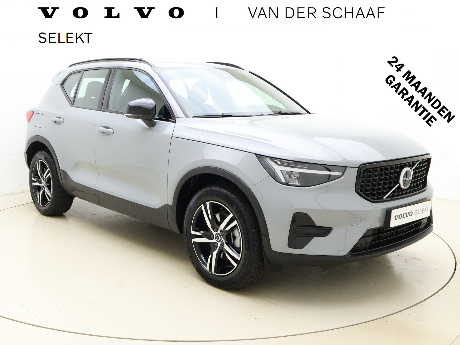 Volvo XC40 B4 211pk Plus Dark