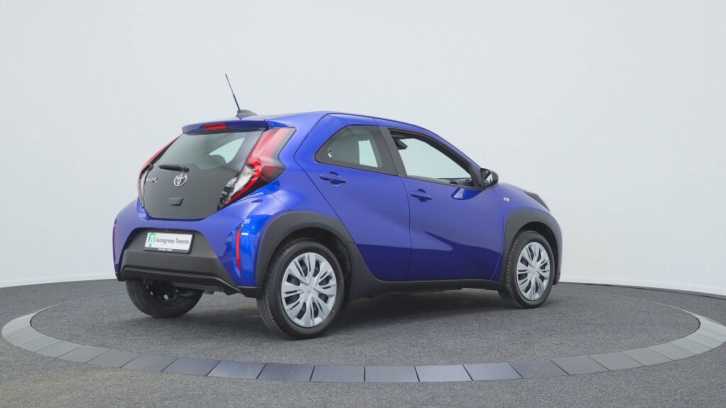 Toyota Aygo X 1.0 VVT-i Active | Private Lease 319,- p.m. | - Afbeelding 2