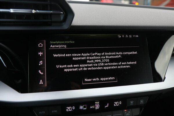 Apple Carplay/Android Auto