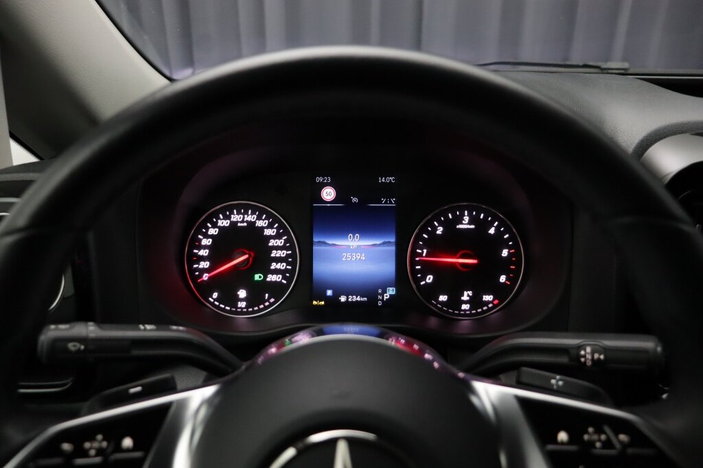 Mercedes-Benz Vito 116CDI RWD select L2H1 | Trekhaak | Camera | Stoelverwarming - Afbeelding 4