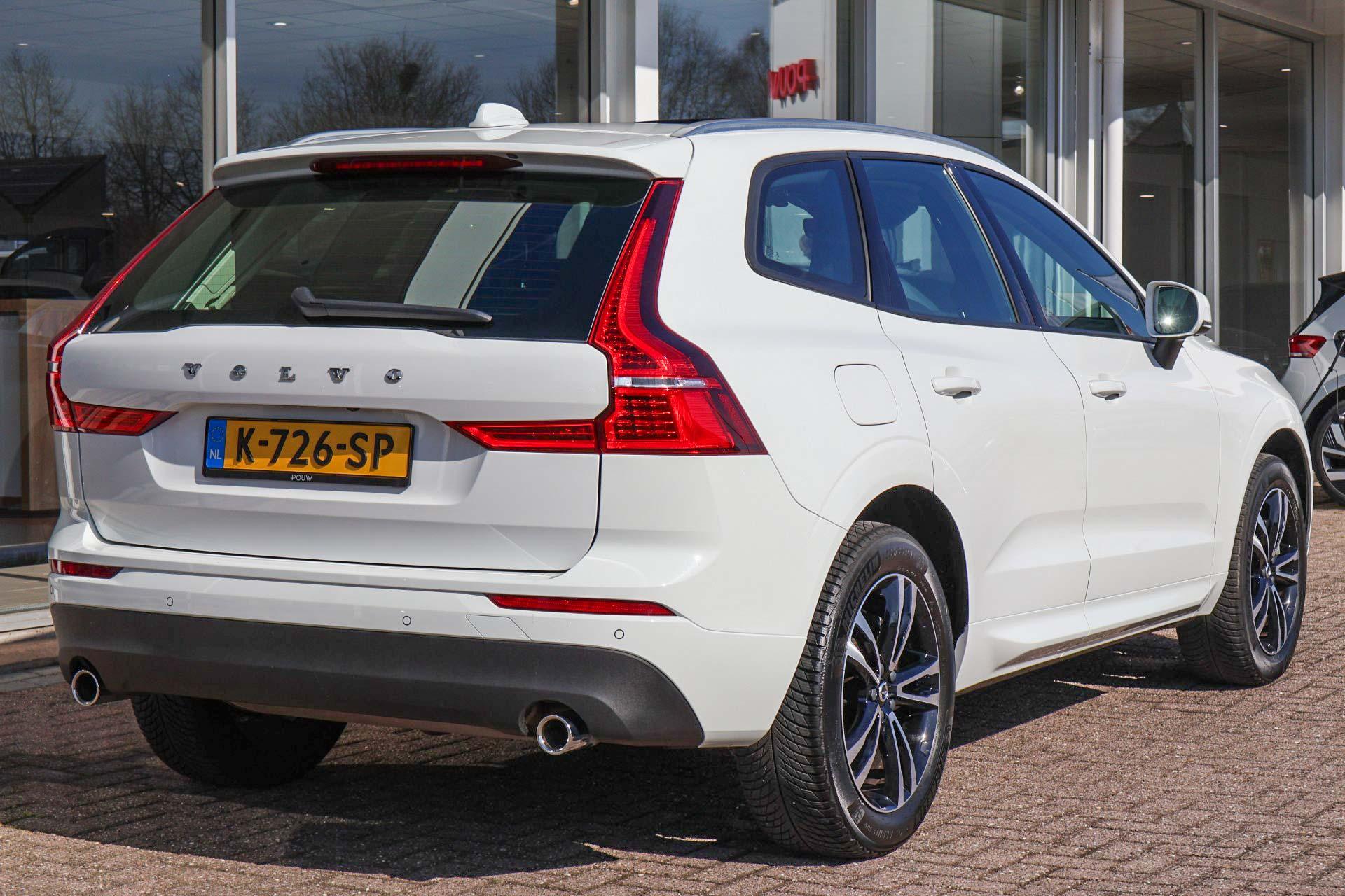 Volvo XC60 2.0 B5 250pk AUT Momentum Exclusive - Afbeelding 2