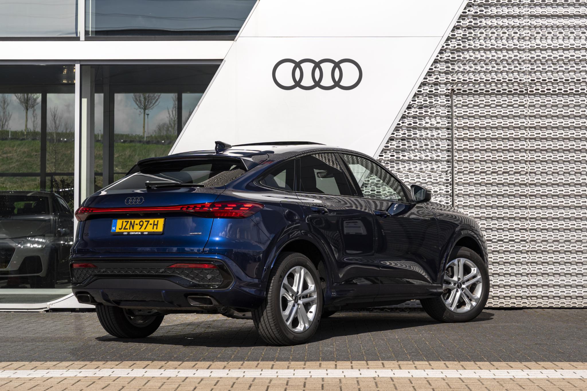 Audi Q5 Sportback 2.0 TFSI e-hybrid quattro S edition - Afbeelding 4