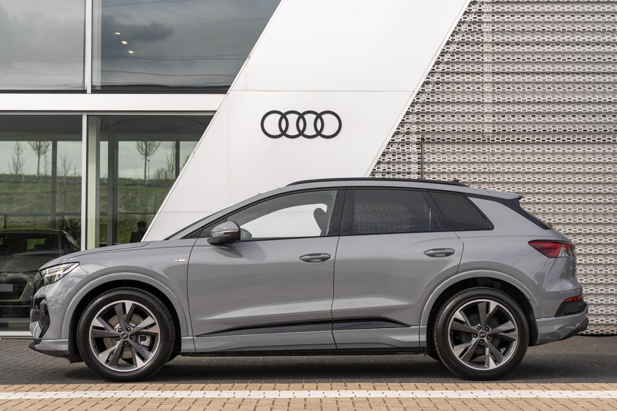 Audi Q4 e-tron S edition Competition e-tron 45 82 kWh 210 kW / 28 - Afbeelding 4