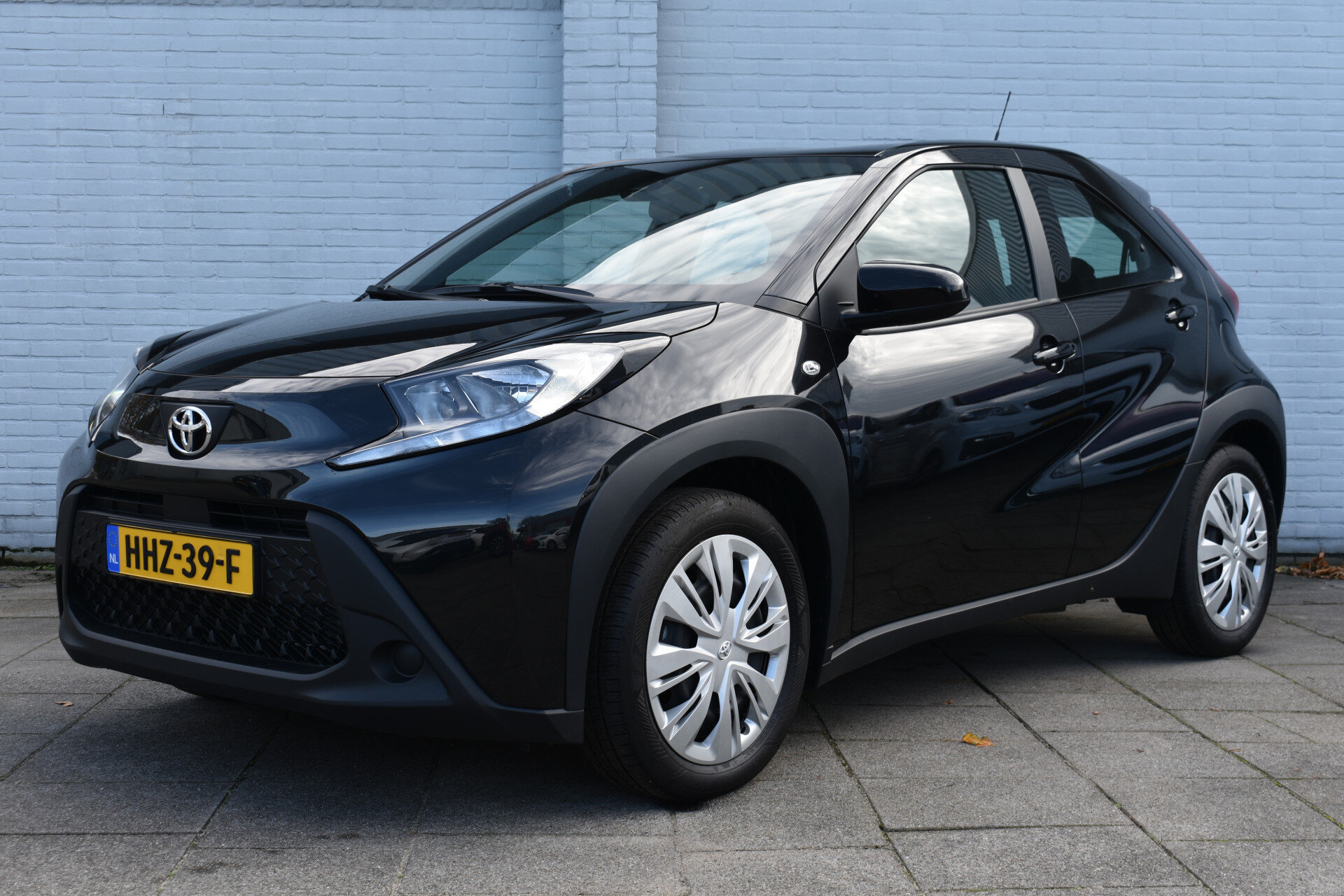 Toyota Aygo X 1.0 VVT-i MT Play 72 pk