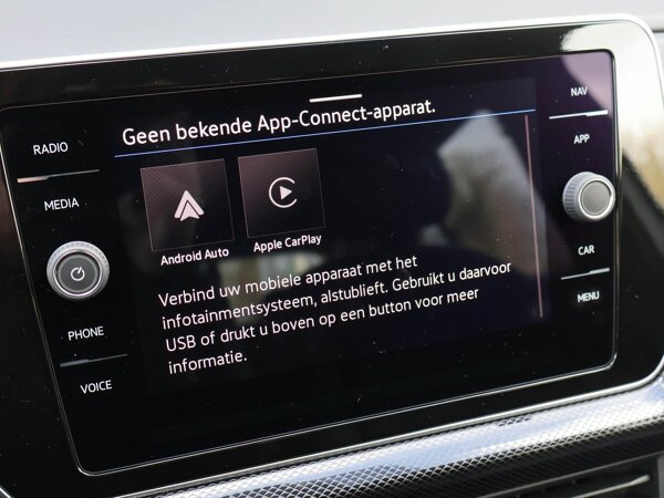 Apple Carplay/Android Auto