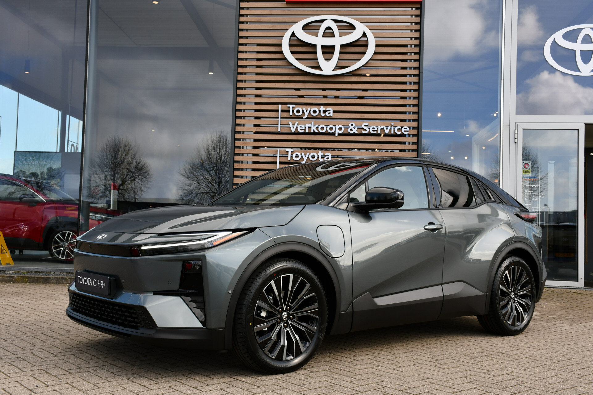 Toyota C-HR+ Executive AWD 77 kWh Automaat 343pk