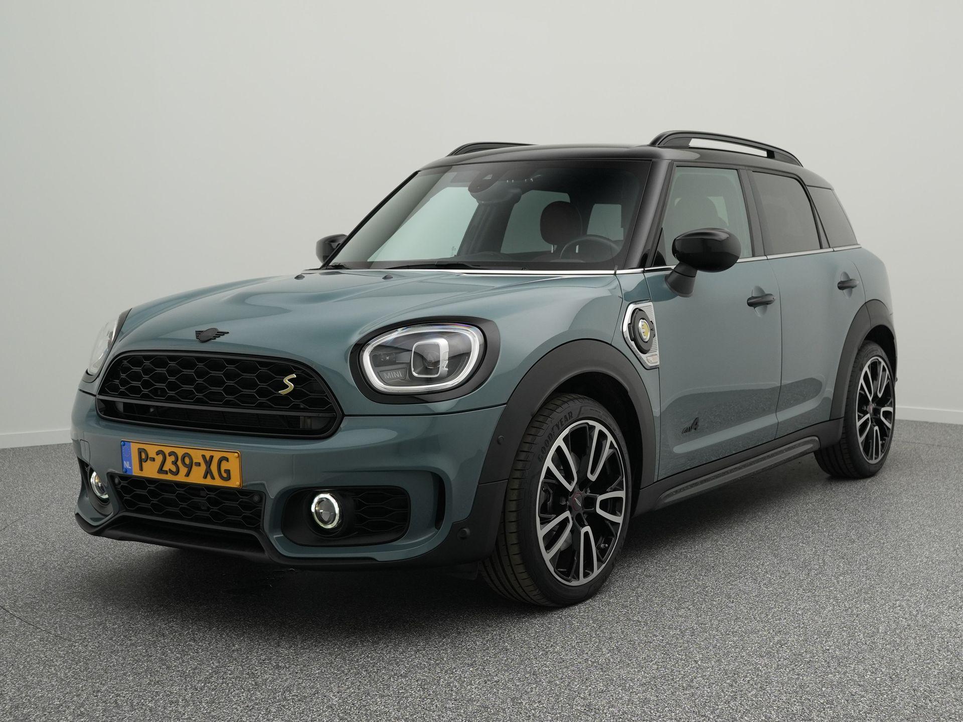 MINI Countryman Mini 1.5 Cooper S E ALL4 220 PK John Cooper Works