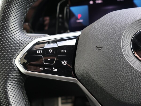 cruise control adaptief met Stop&Go en stuurhulp