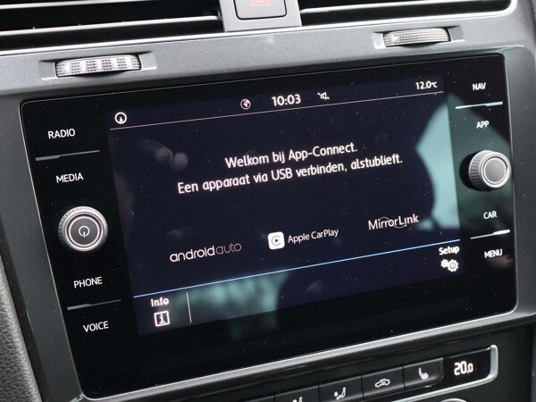 Apple Carplay/Android Auto