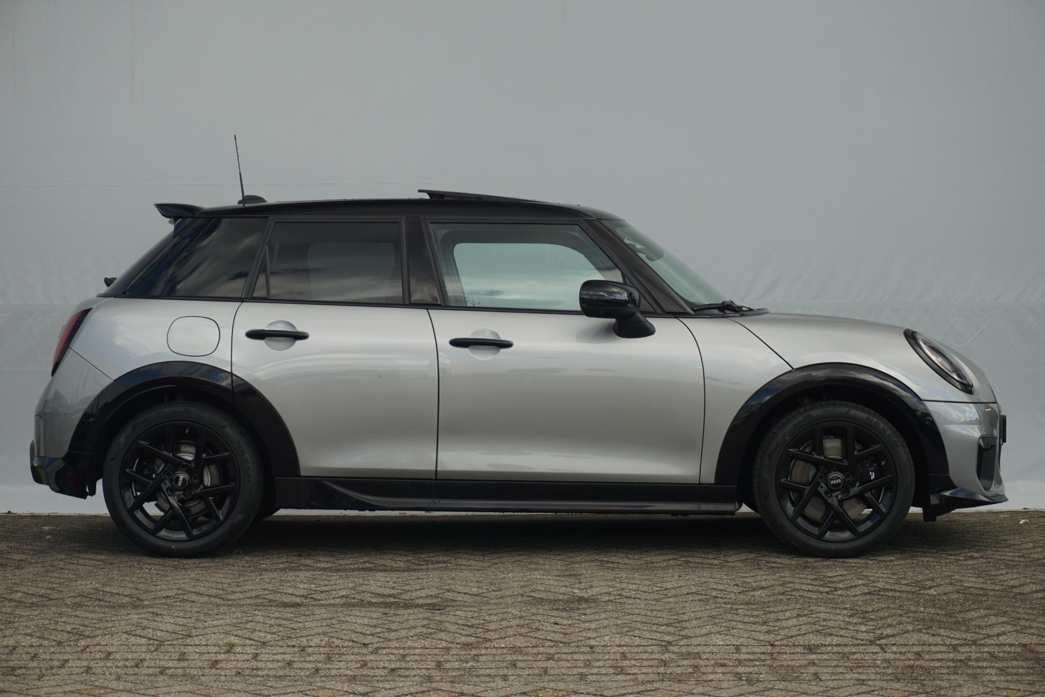 MINI 5-Deurs Cooper C - Afbeelding 4