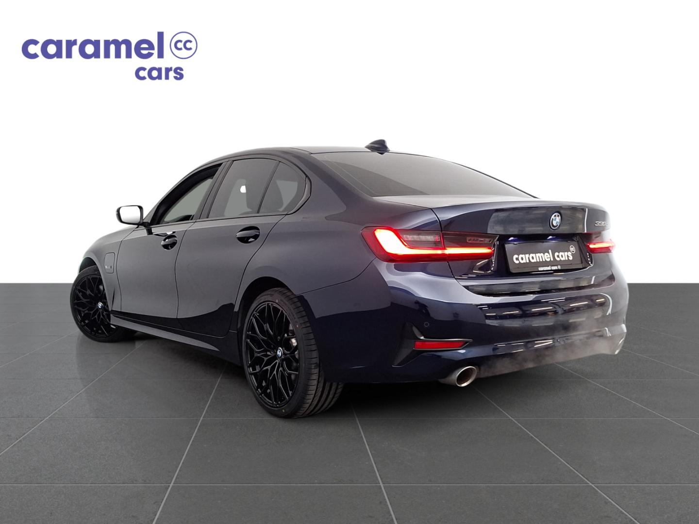 BMW 3 Serie 330 330E HYBRIDE BERLINE *CARPLAY*M-ALU 19 - Afbeelding 4