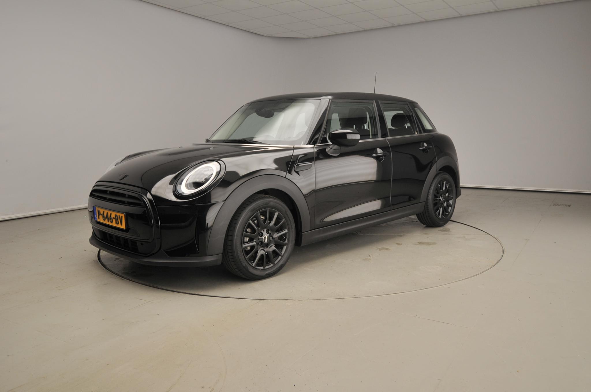 MINI 5-Deurs Cooper