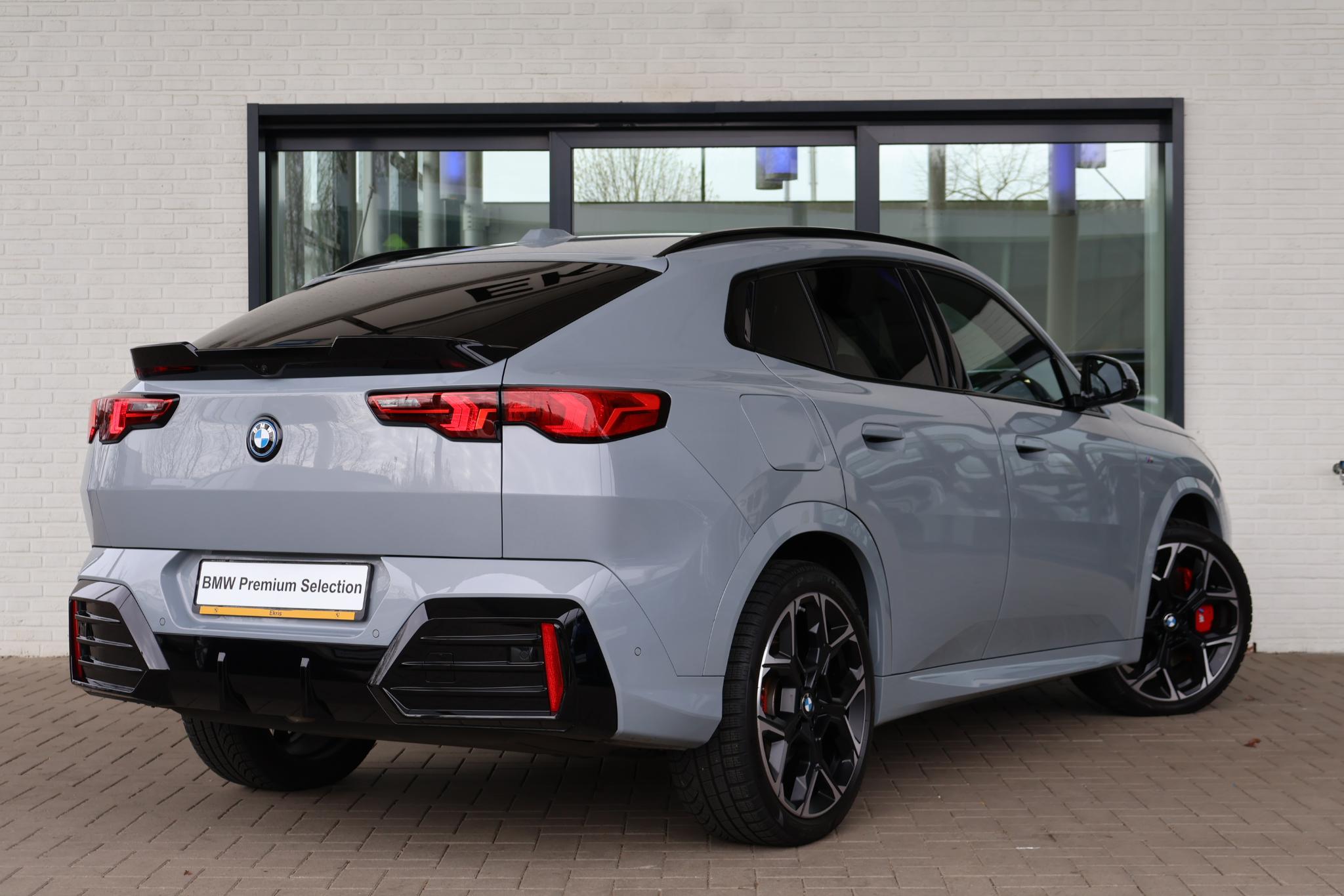 BMW iX2 eDrive20 67 kWh - Afbeelding 2