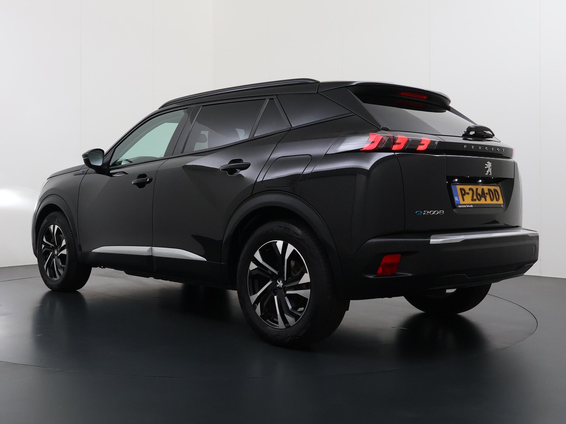 Peugeot e-2008 EV Allure 50 kWh | Parkeersens achter | Carplay - Afbeelding 5