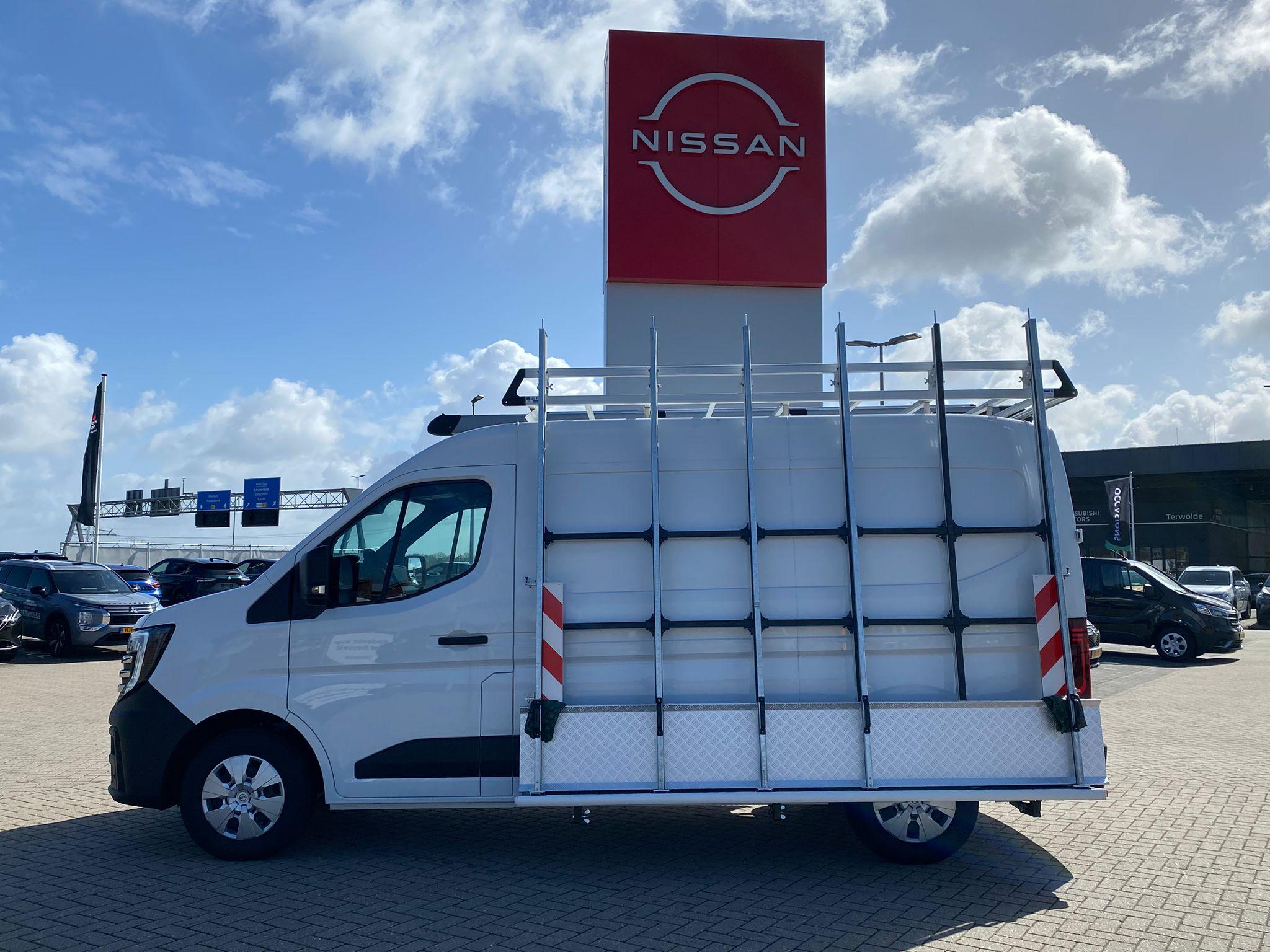 Nissan Interstar Interstar-e L2H2 Limited 87 kWh - Afbeelding 2