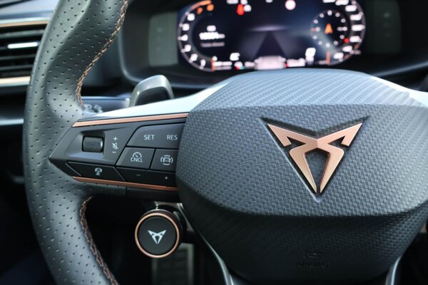 cruise control adaptief met Stop&Go en stuurhulp