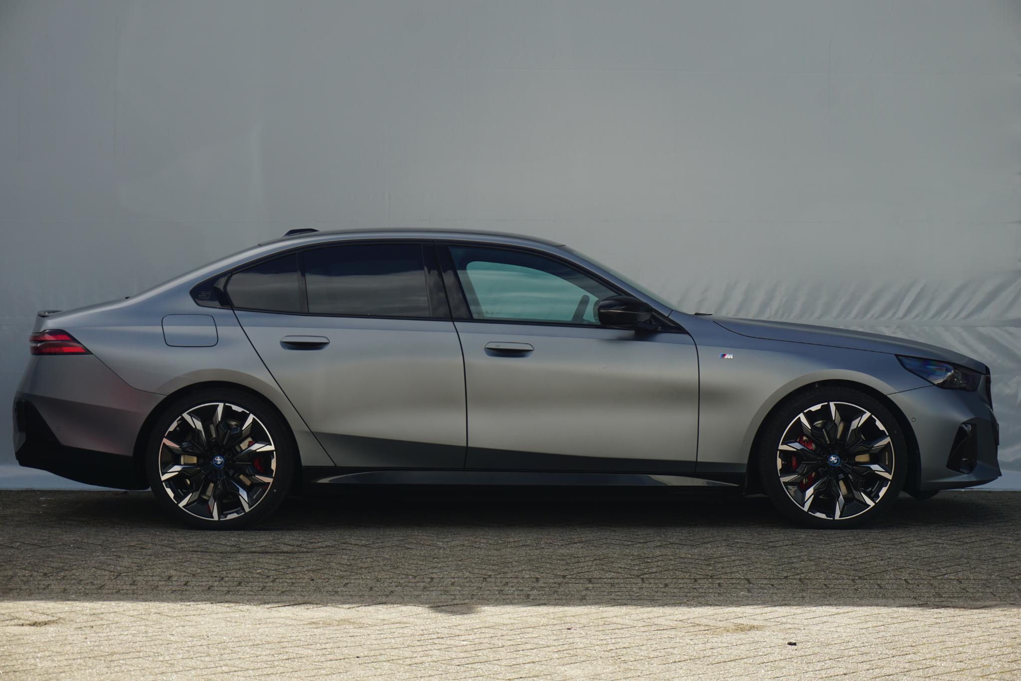 BMW i5 M60 - Afbeelding 5