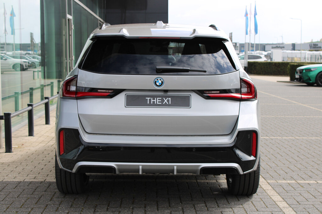 BMW X1 10