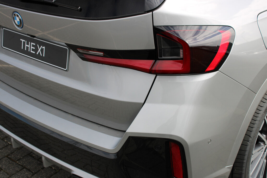 BMW X1 11