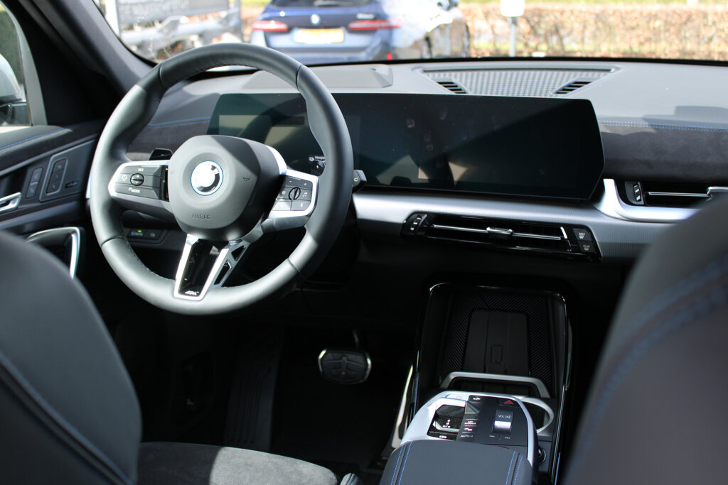 BMW X1 16