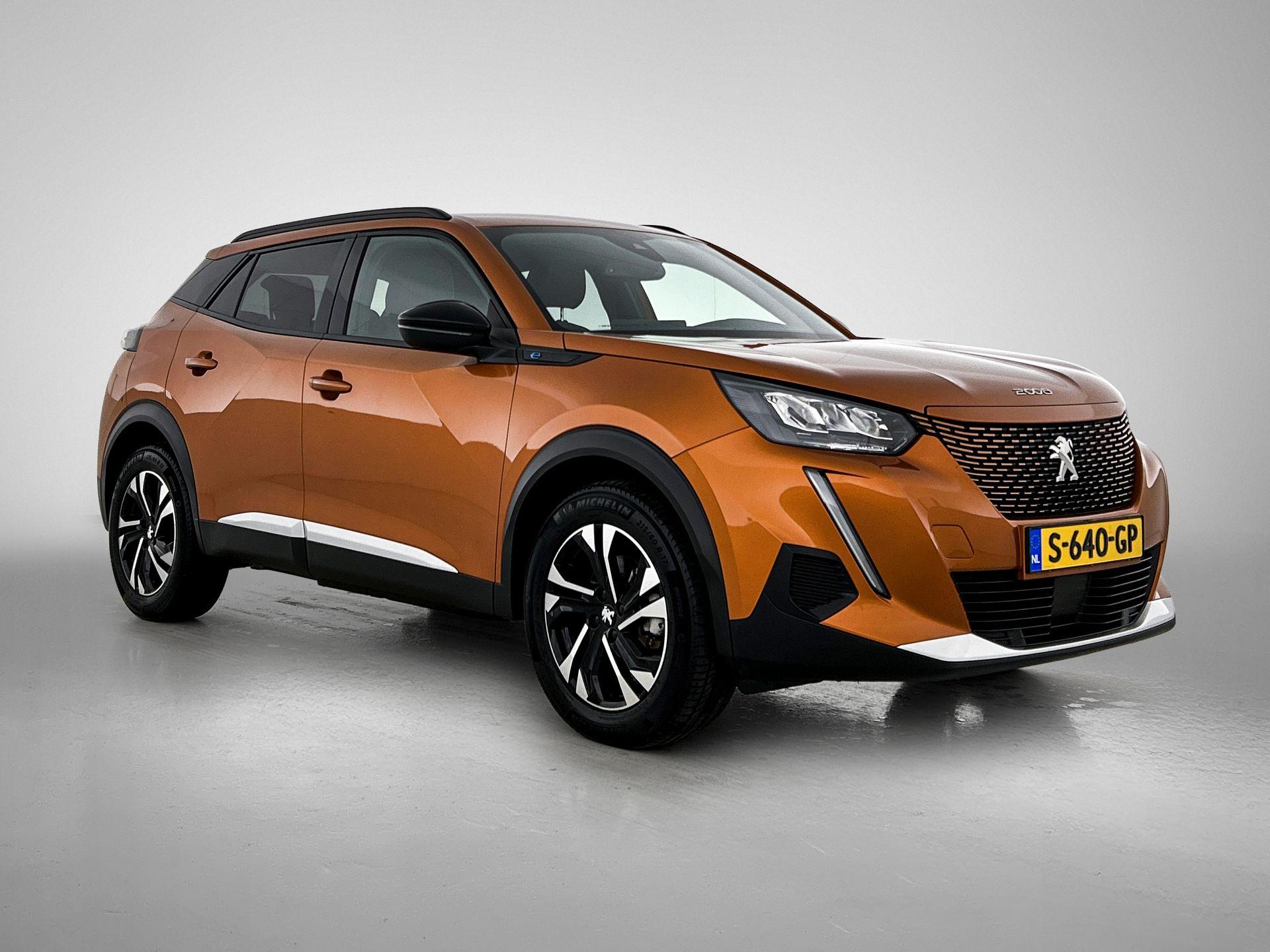 Peugeot e-2008 EV Allure Pack 50 kWh 136pk Automaat - Afbeelding 2