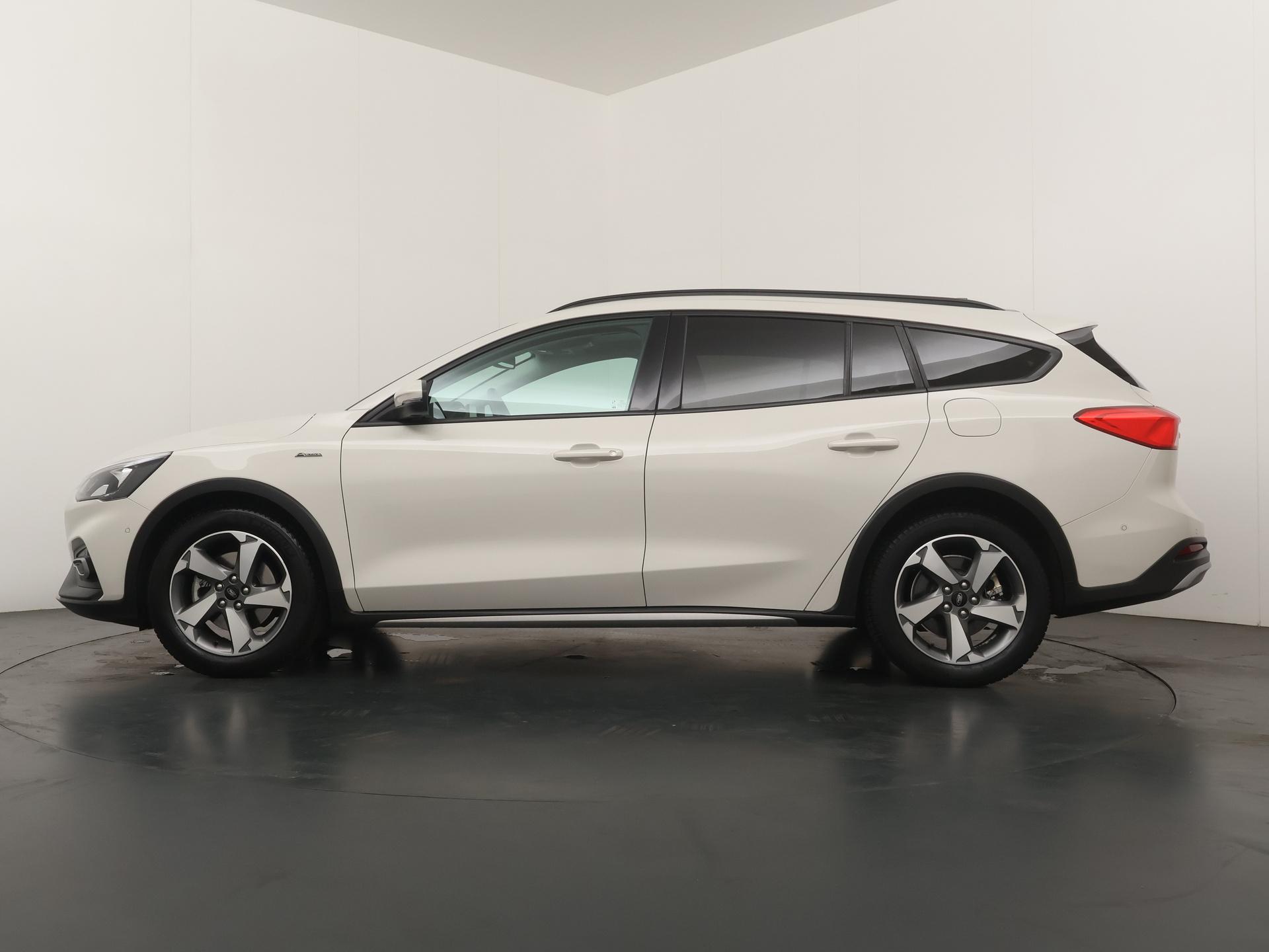 Ford Focus Wagon 1.5 EcoBoost Active Business - Afbeelding 2