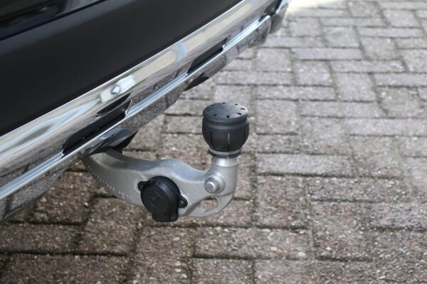 trekhaak elektrisch uitklapbaar