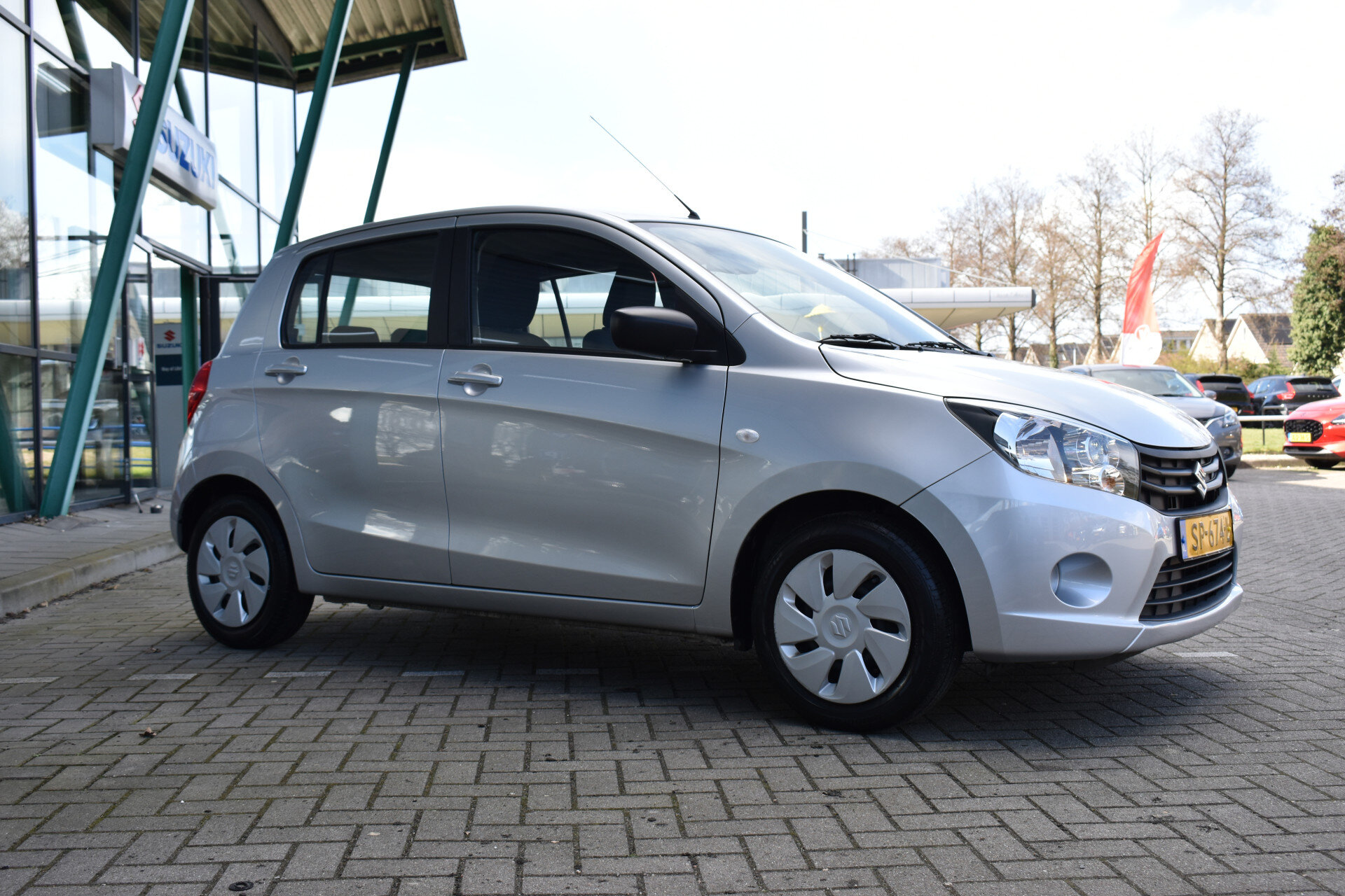 Suzuki Celerio 1.0 Comfort Handgeschakeld 68pk - Afbeelding 3