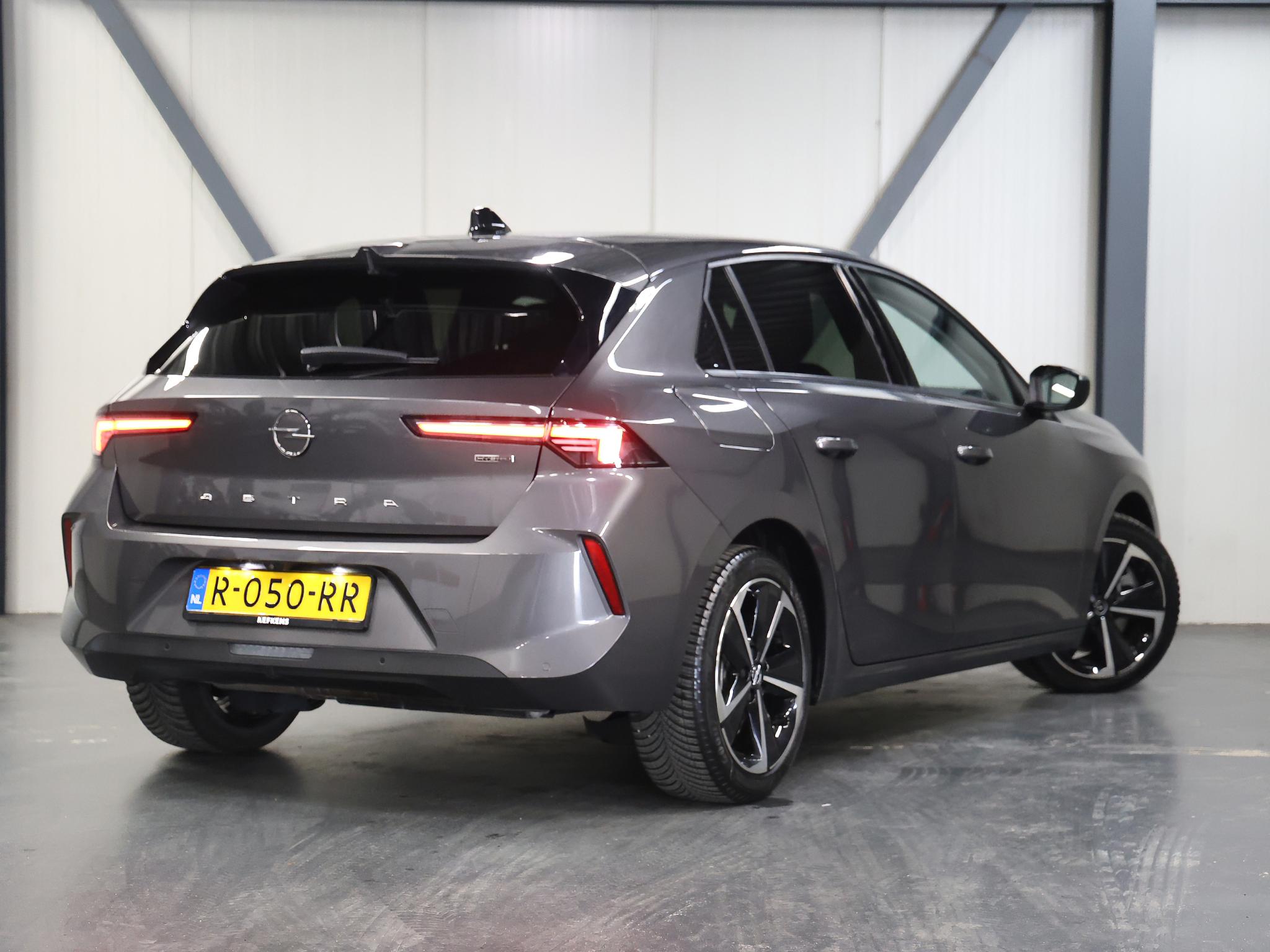 Opel Astra 180PK Hybrid Business Edition - Afbeelding 3