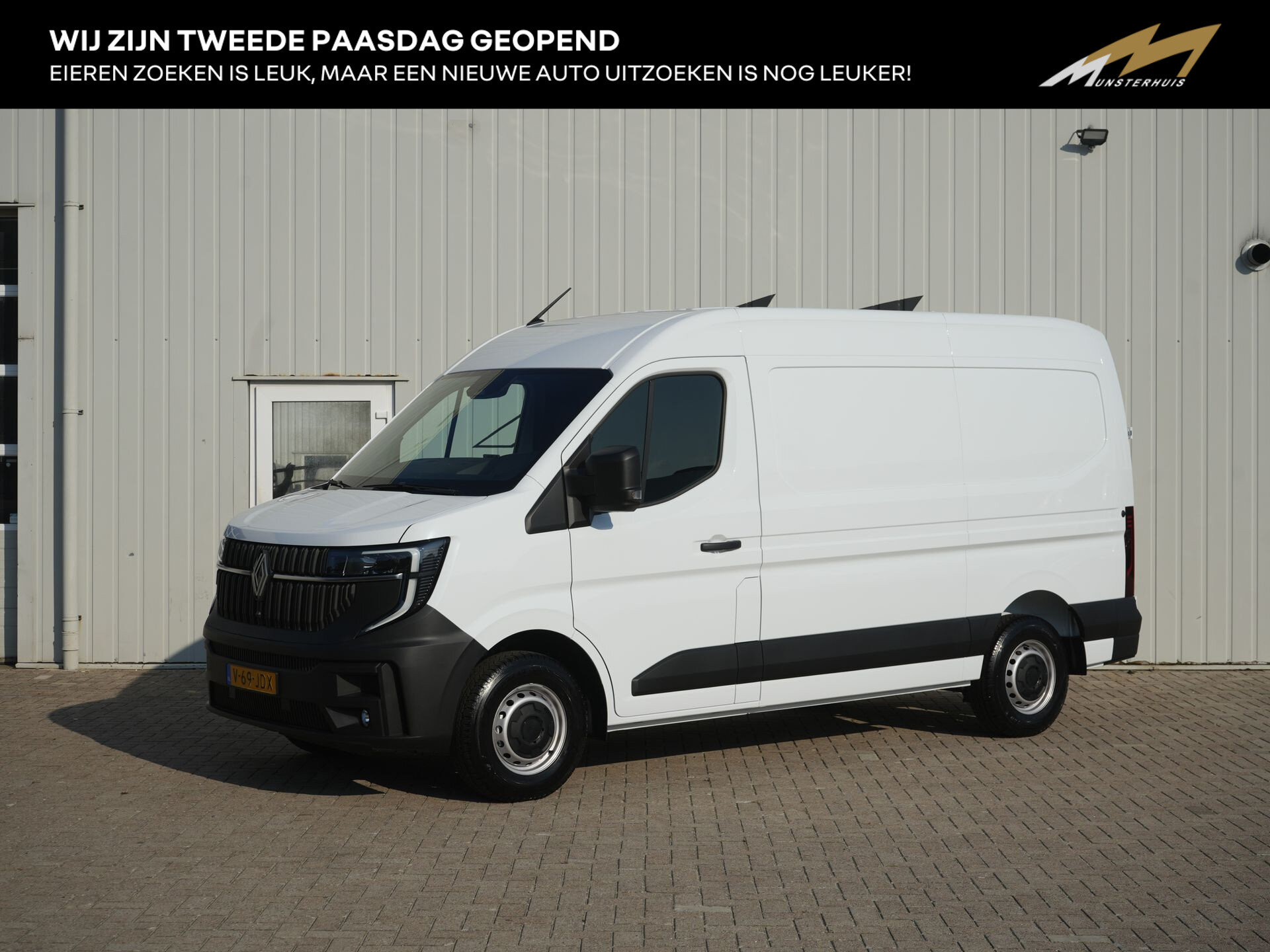 Renault Master T35 2.0 dCi 130 L2H2 Advance *NIEUW!* - Incl. Volledige betimmering & Trekhaak!