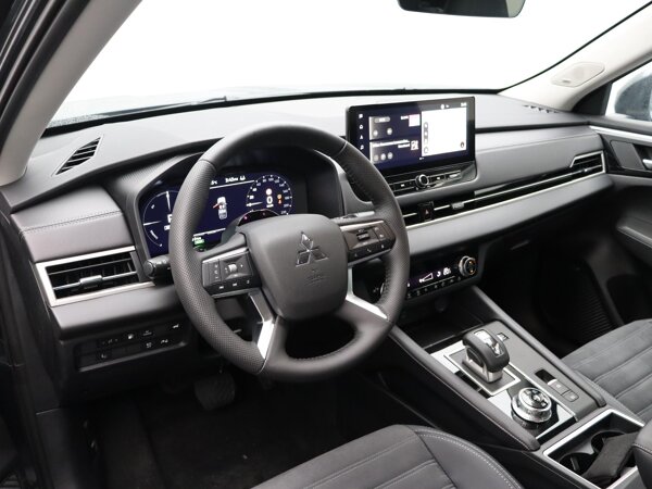 Apple Carplay/Android Auto Apple Carplay/Android Auto