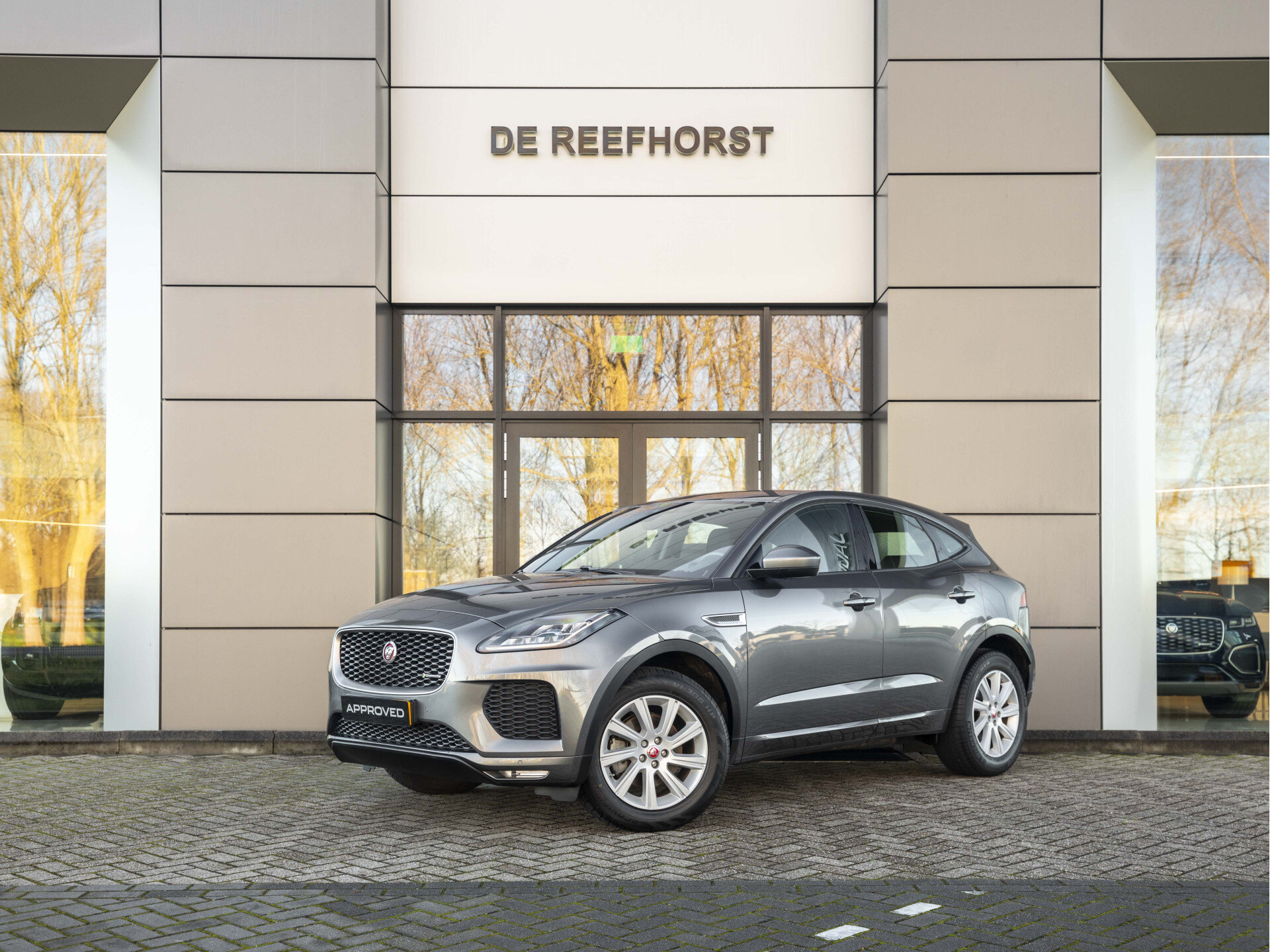 Jaguar E-PACE D150 R-Dynamic