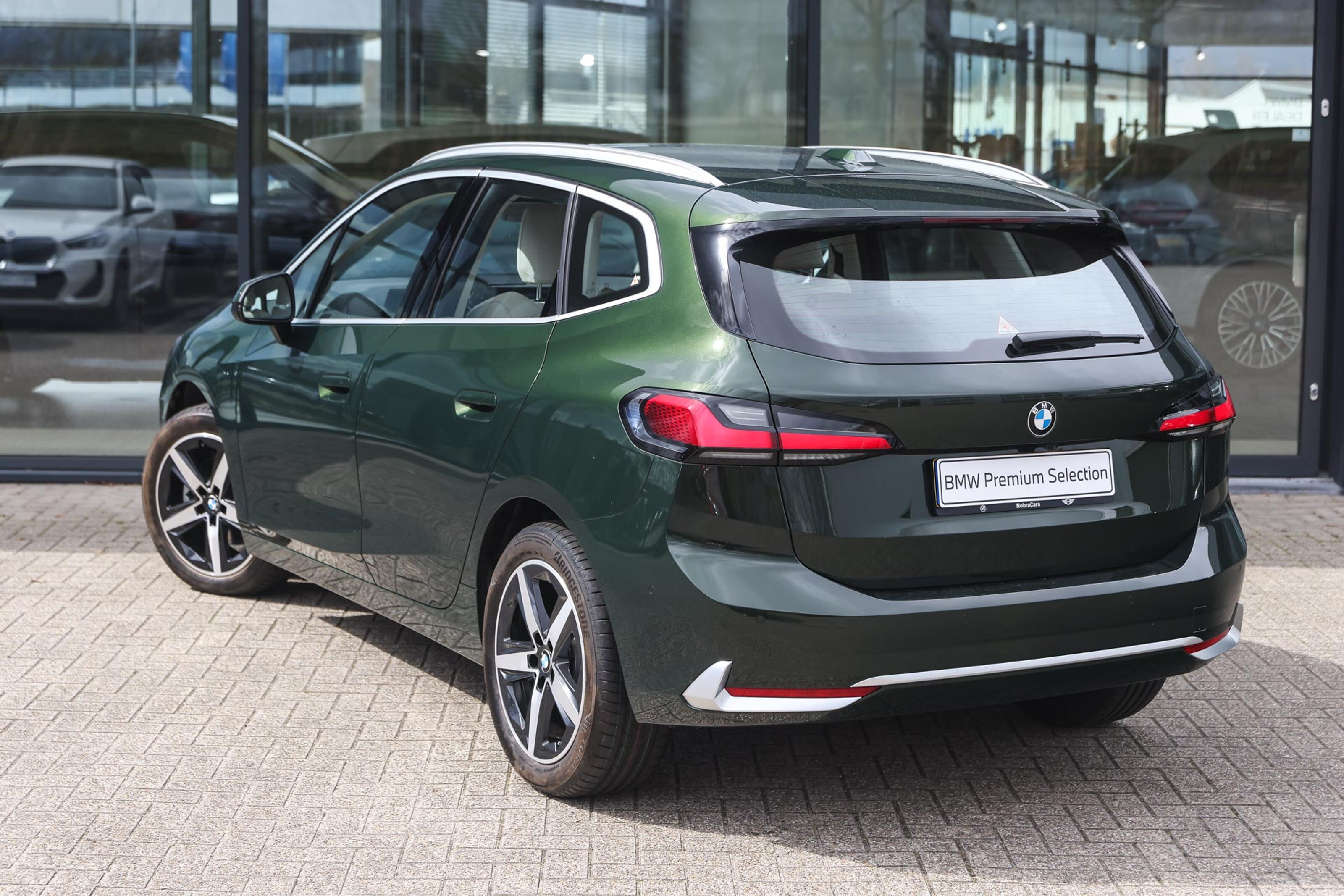 BMW 2 Serie Active Tourer 218i Luxury Line Automaat