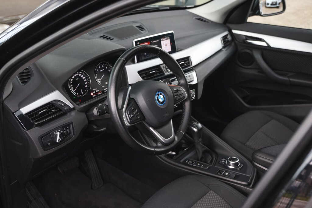 BMW X1 9