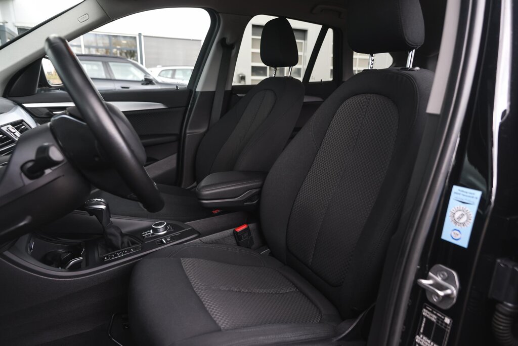 BMW X1 12