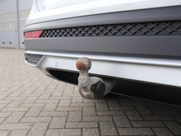 trekhaak elektrisch uitklapbaar