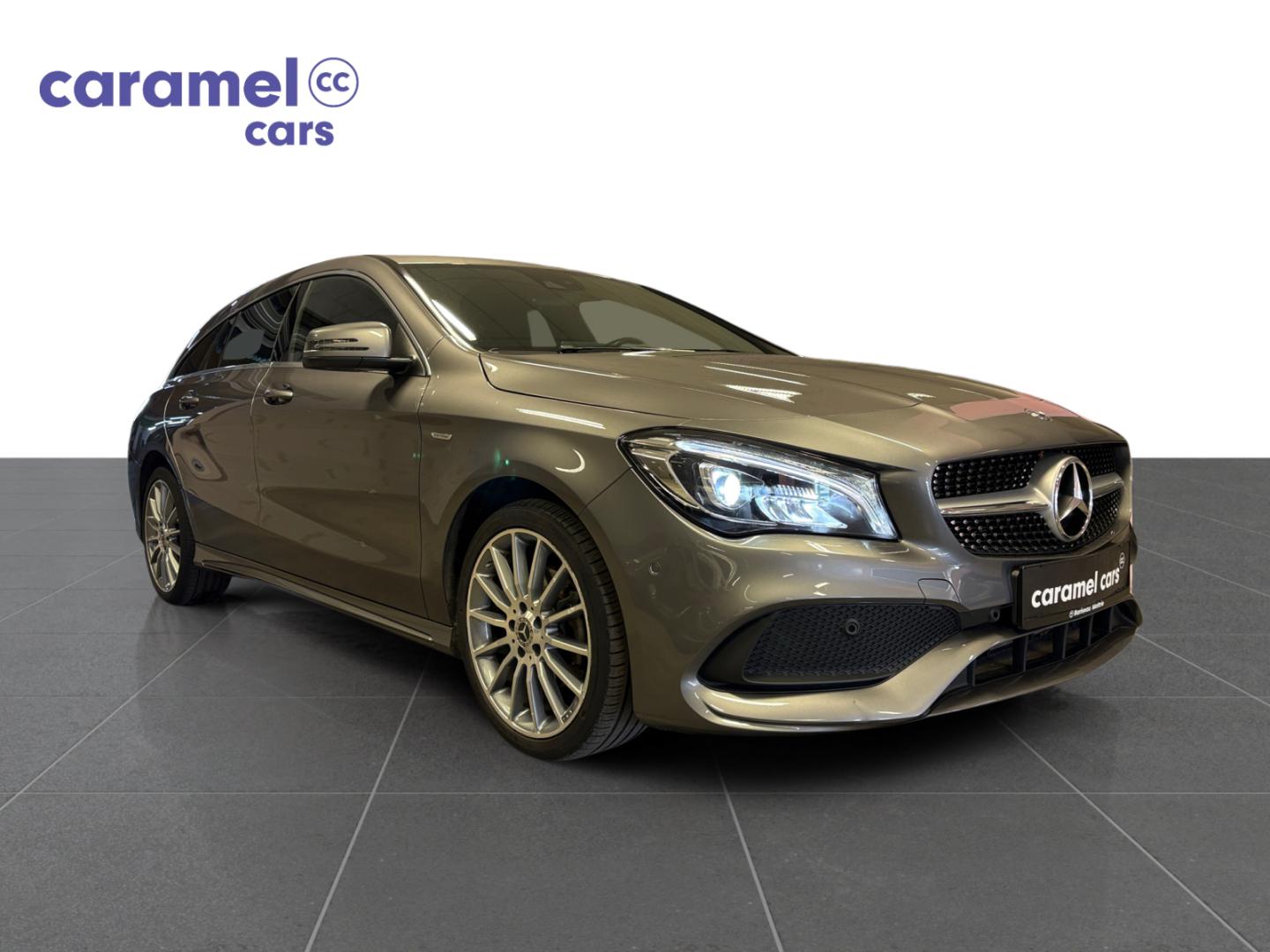 Mercedes-Benz CLA 200 AMG-LINE AUTOMAAT *TREKHAAK*LEDER*RADIO*GPS*CAMERA SENSOREN*ZETELVERWARMING*