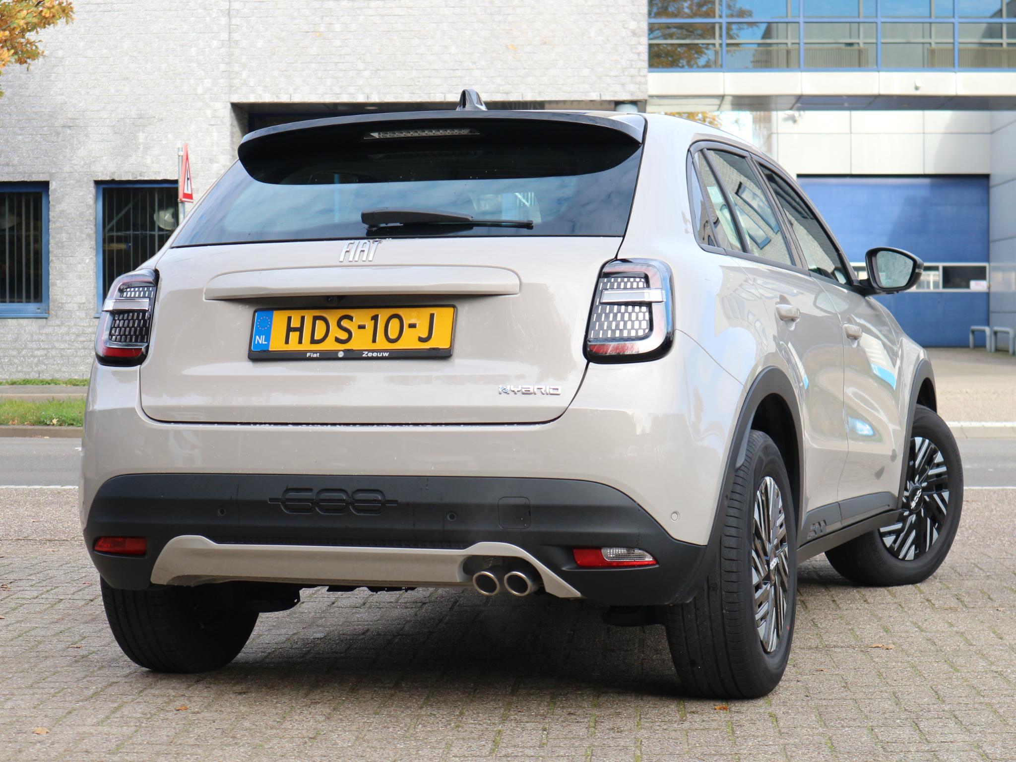 Fiat 600 1.2 Hybrid Urban - Afbeelding 3