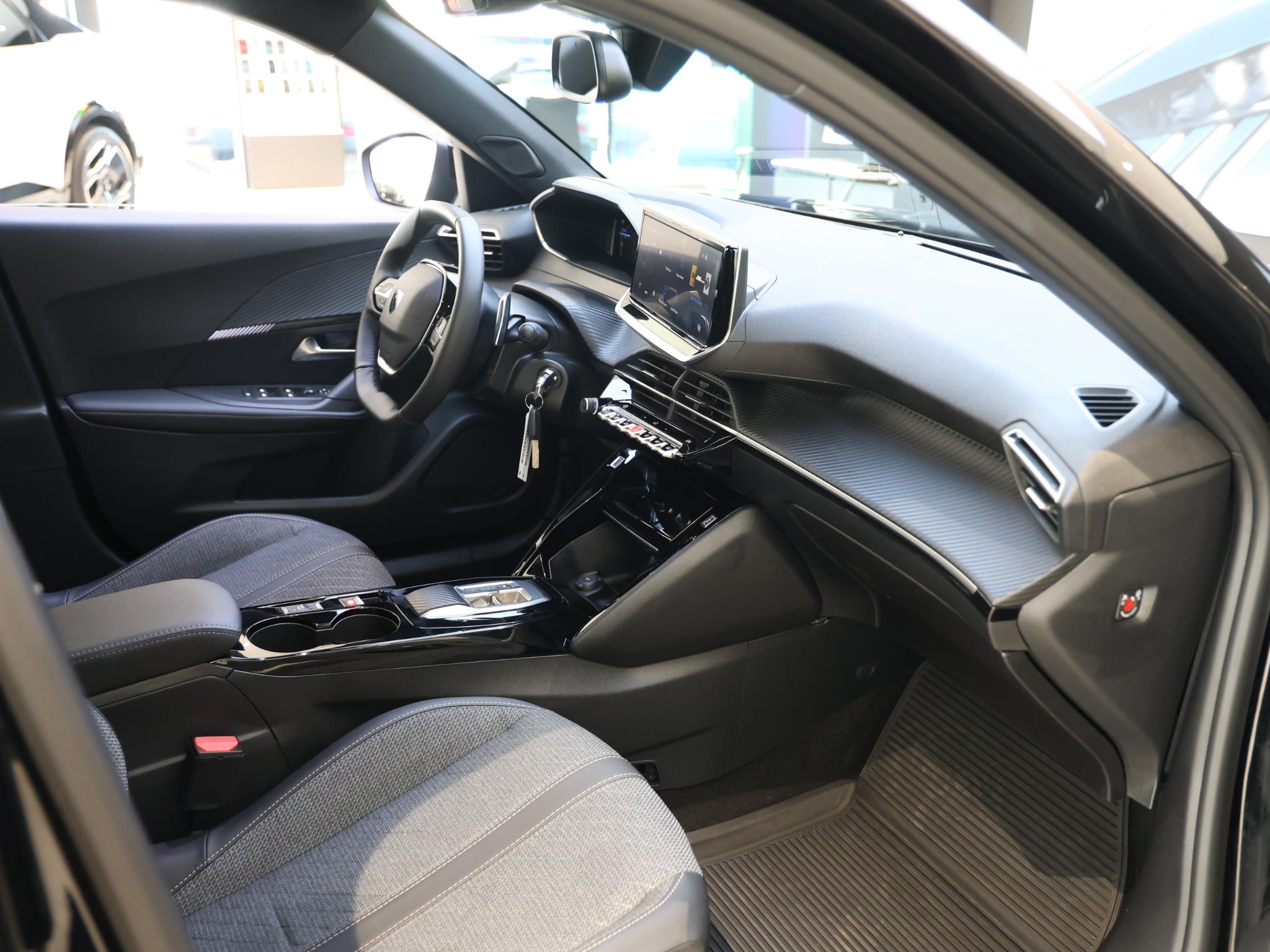 Peugeot 2008 SUV Allure Hybrid 145 pk Automaat - Afbeelding 5