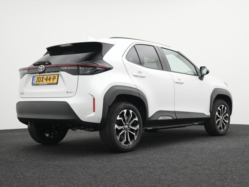 Toyota Yaris Cross 1.5 Hybrid 130PK Dynamic Winterpack | Stoelverwarming | Navi | - Afbeelding 2