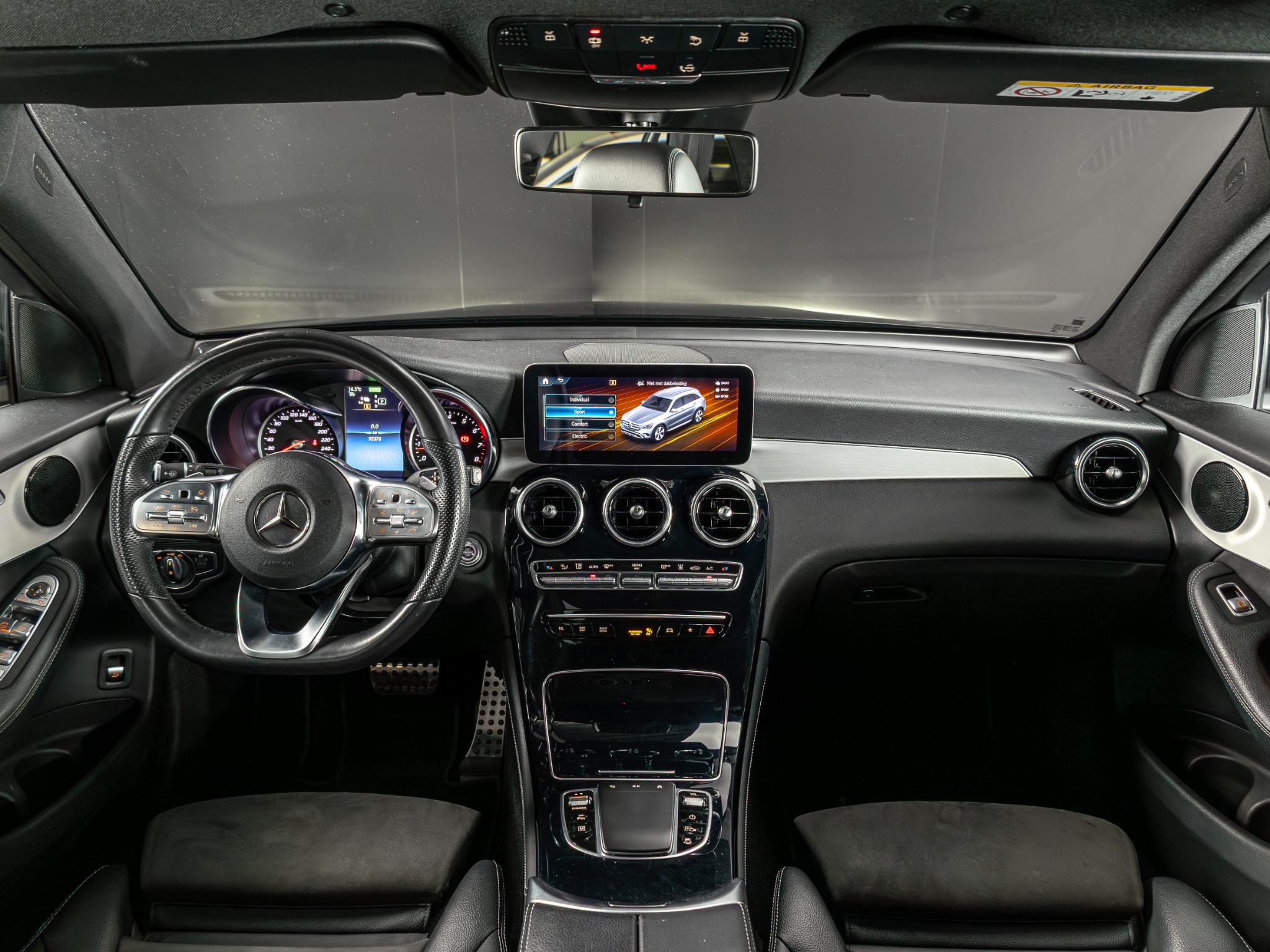 Mercedes-Benz GLC 300e 4MATIC - Afbeelding 3