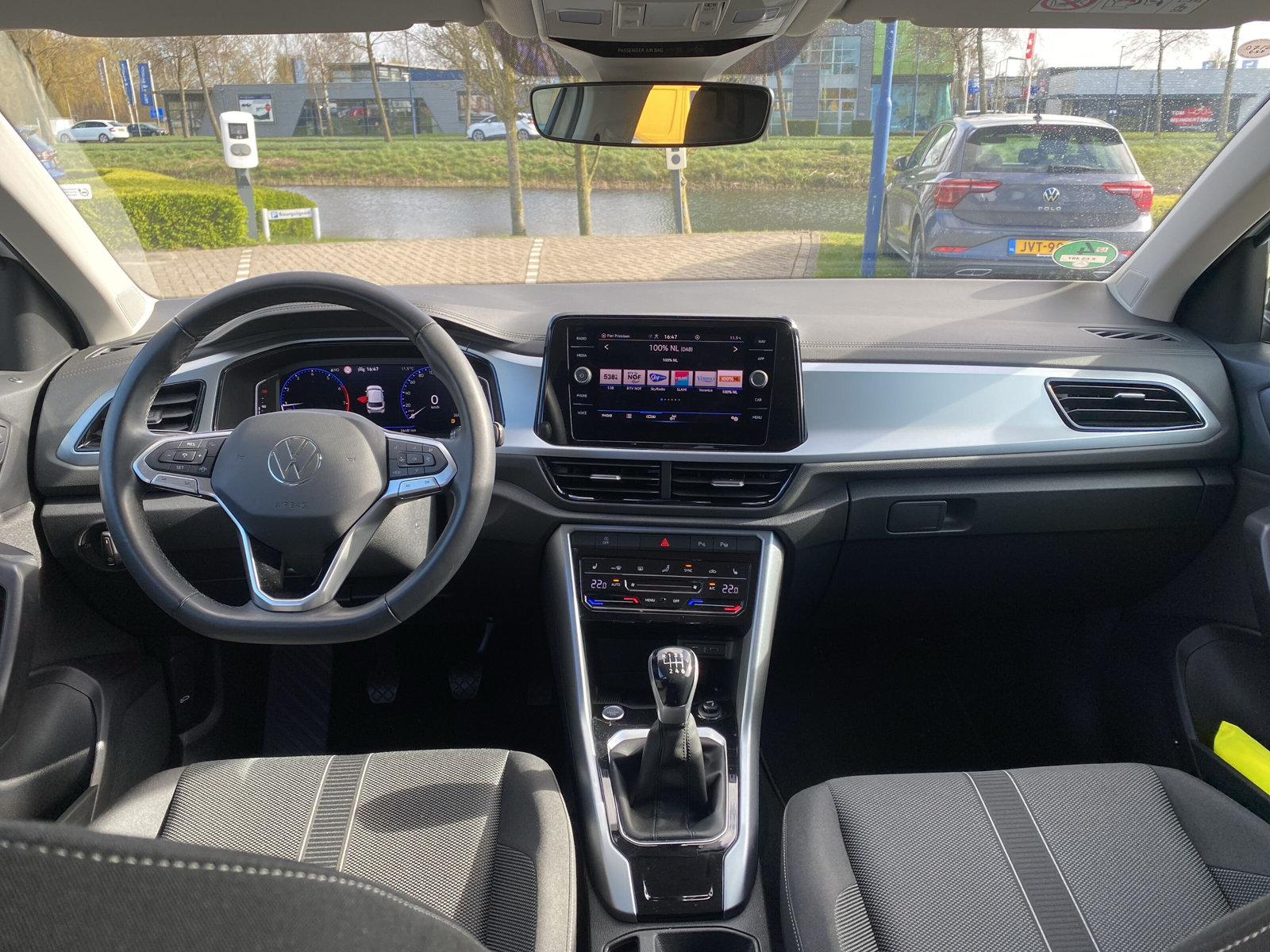 Volkswagen T-Roc 1.0 TSI Style | Camera | 18 inch | Sunset | Alarm - Afbeelding 2