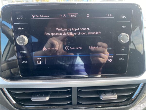 Apple Carplay/Android Auto