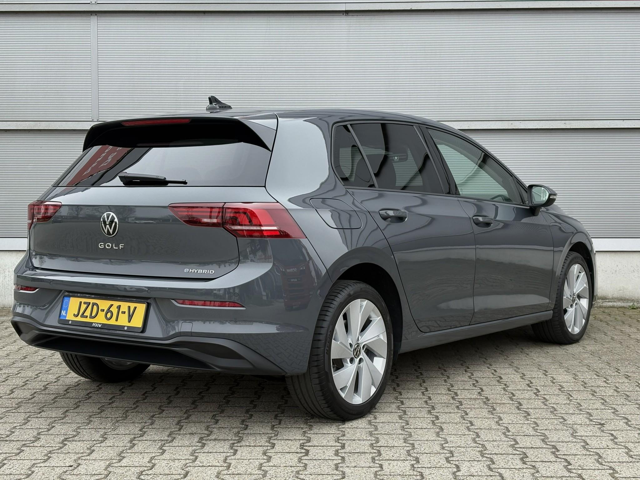 Volkswagen Golf 1.5 eHybrid 204pk DSG Life Edition - Afbeelding 3