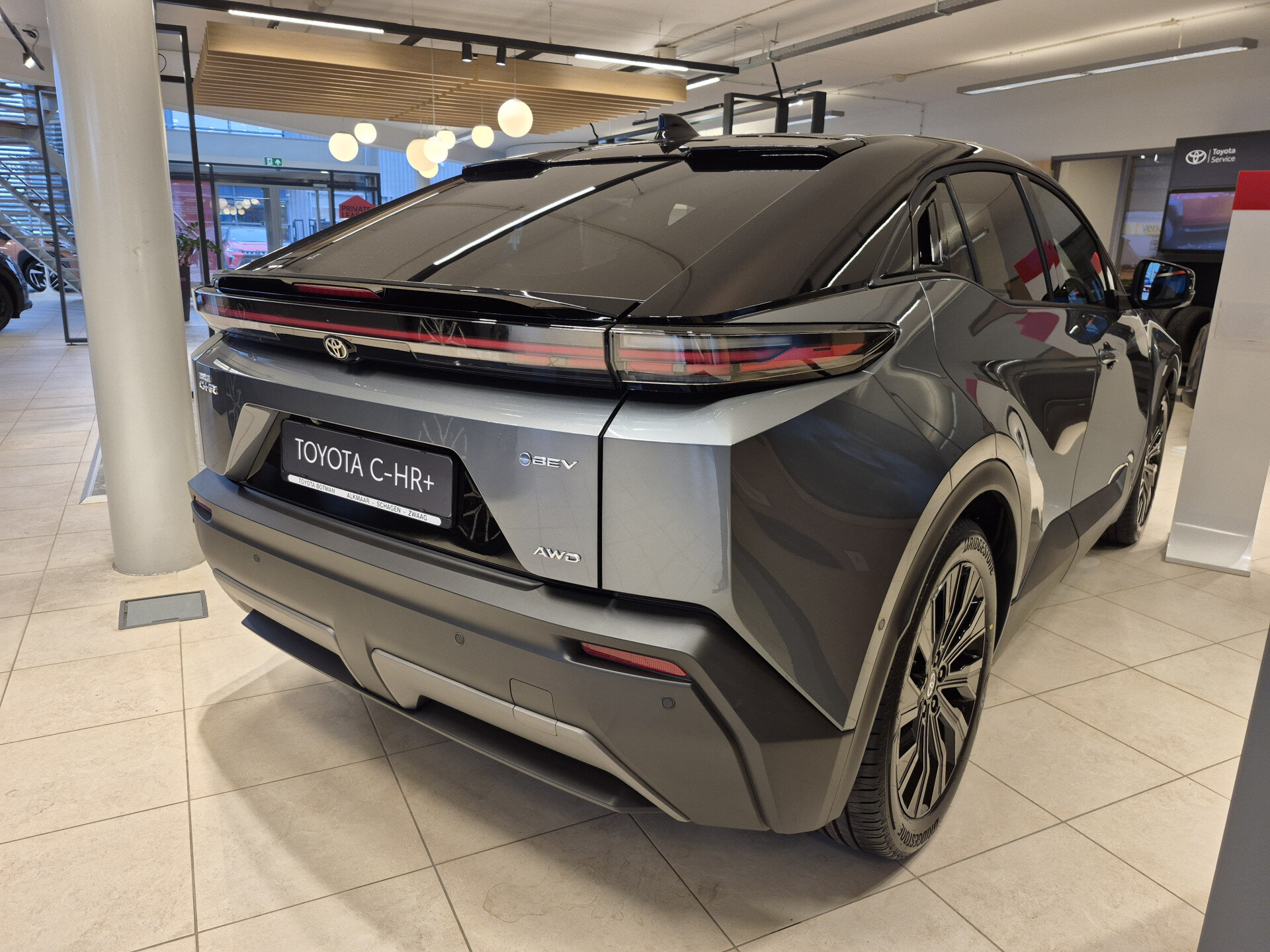 Toyota  C-HR+ Executive AWD 77 kWh - Afbeelding 3