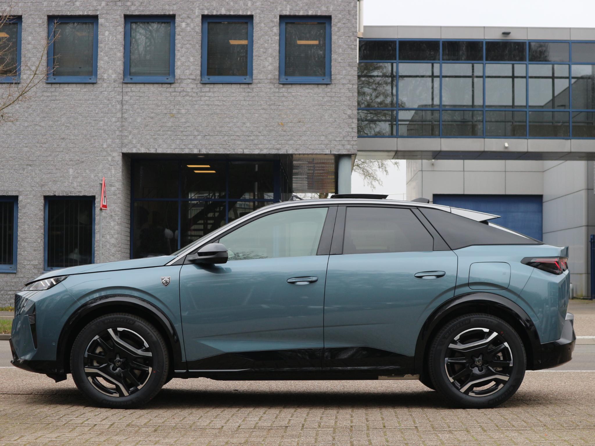 Peugeot e-3008 GT Avantage 210 73 kWh - Afbeelding 2