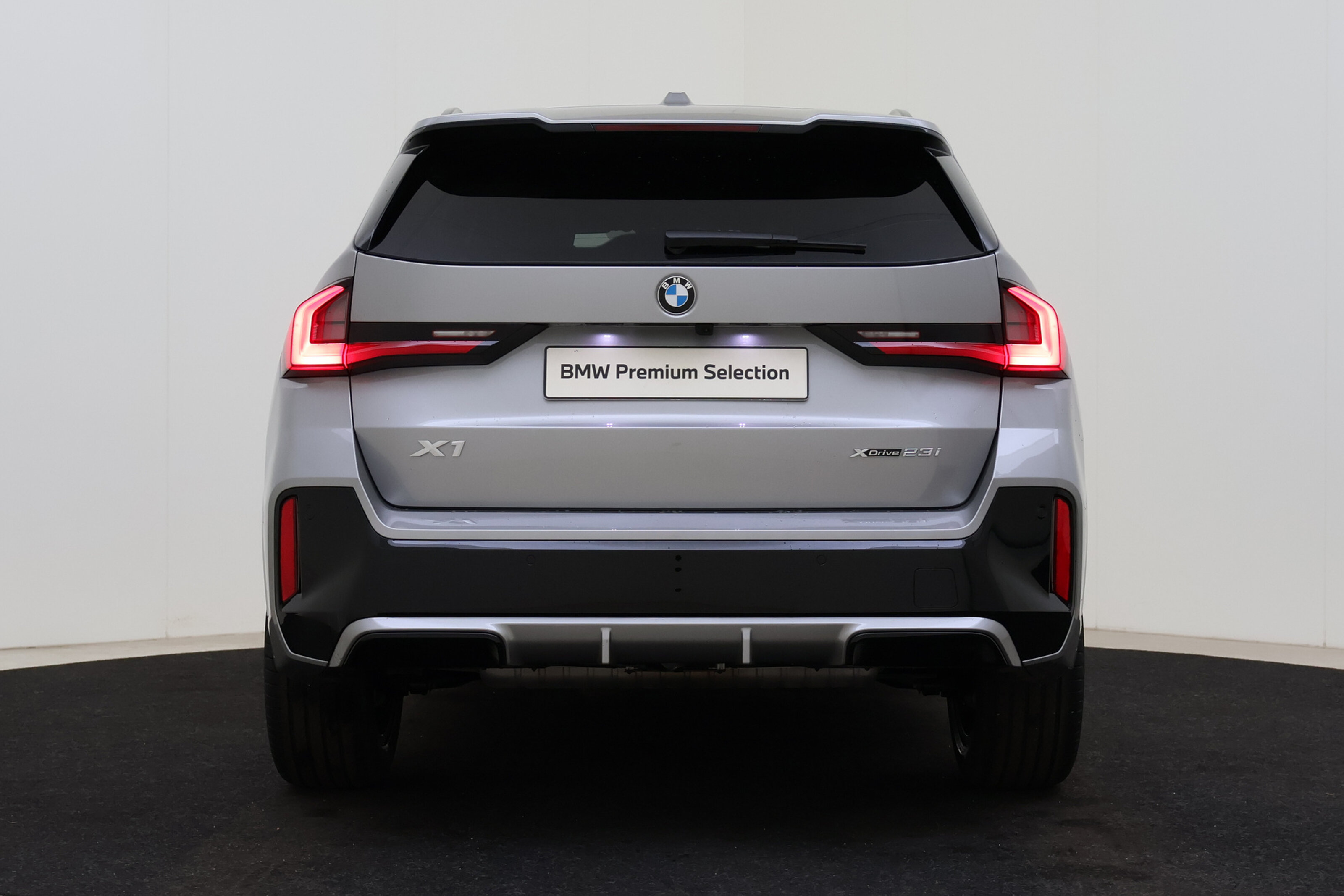 BMW X1 xDrive23i High Executive Automaat