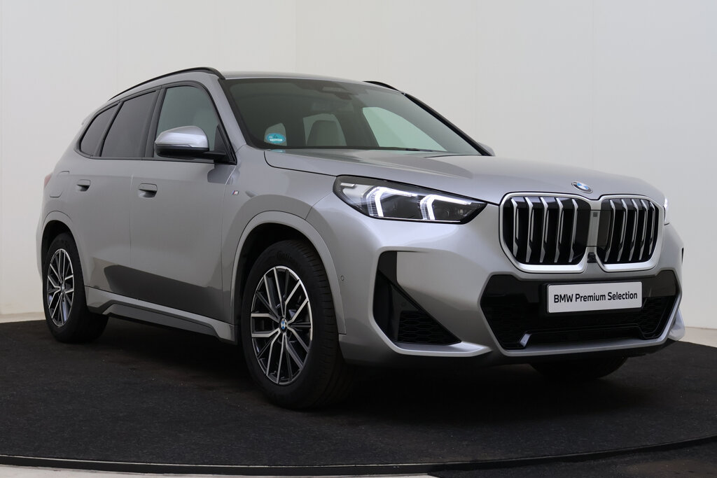 BMW X1 13