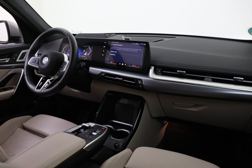 BMW X1 16
